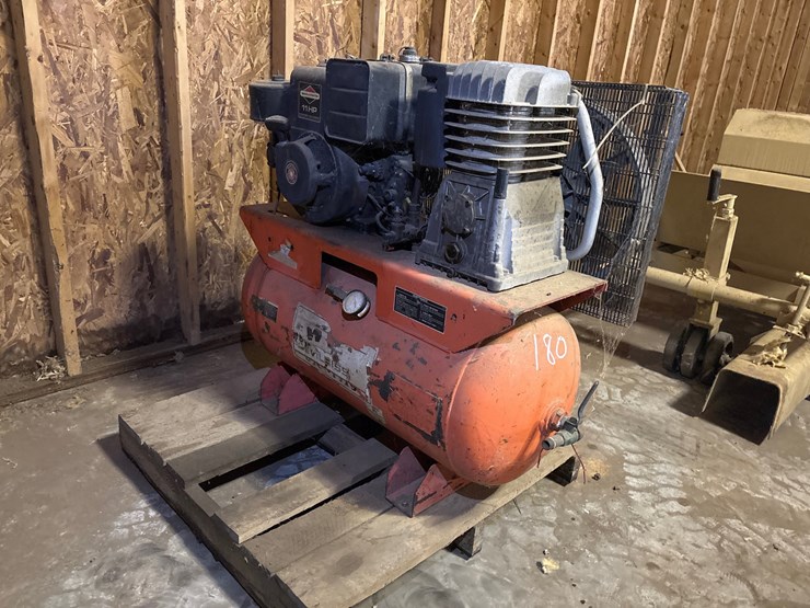 #180-•-devilbiss-horizontal-air-compressor-image-2