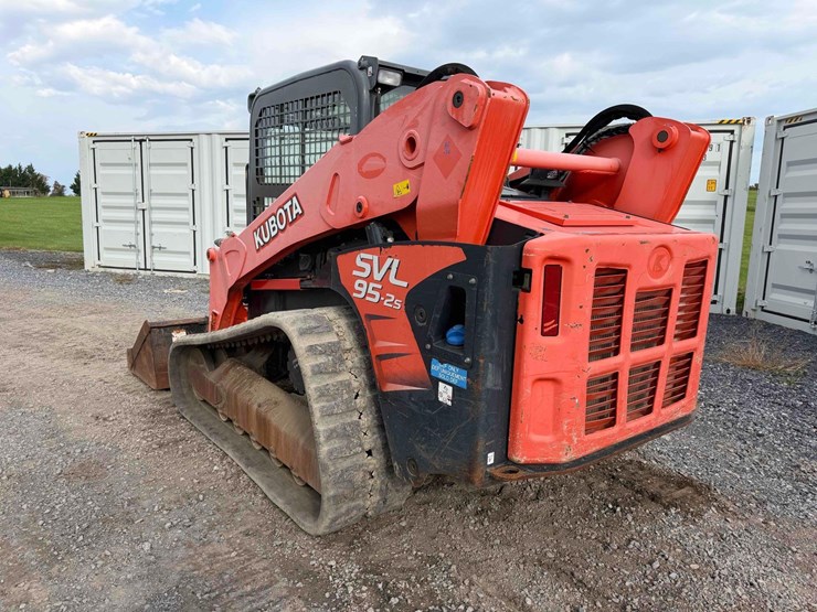 2019-kubota-svl95-2-image-3