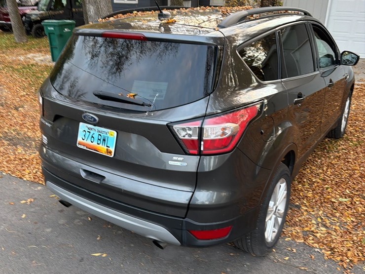 2018-ford-escape-image-44