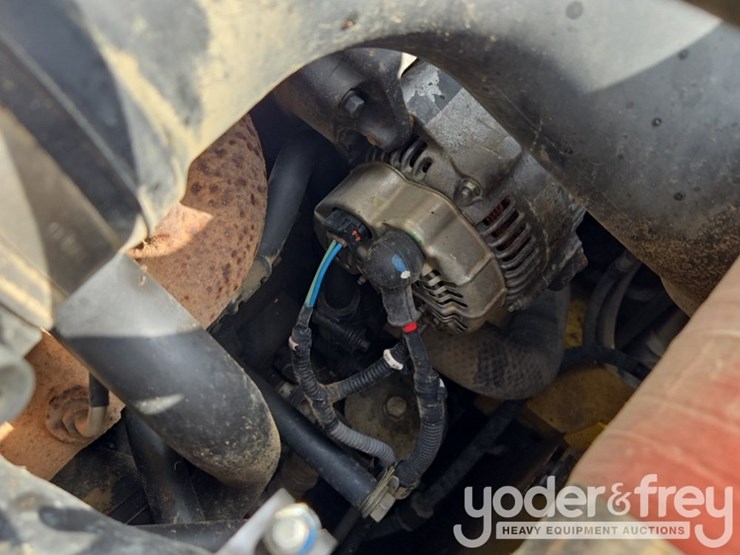 2015-komatsu-pc210-image-58