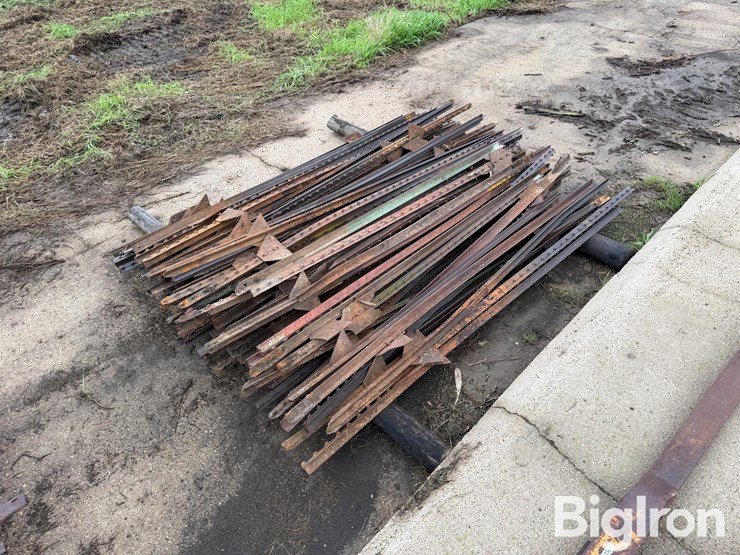 steel-t-posts-image-5