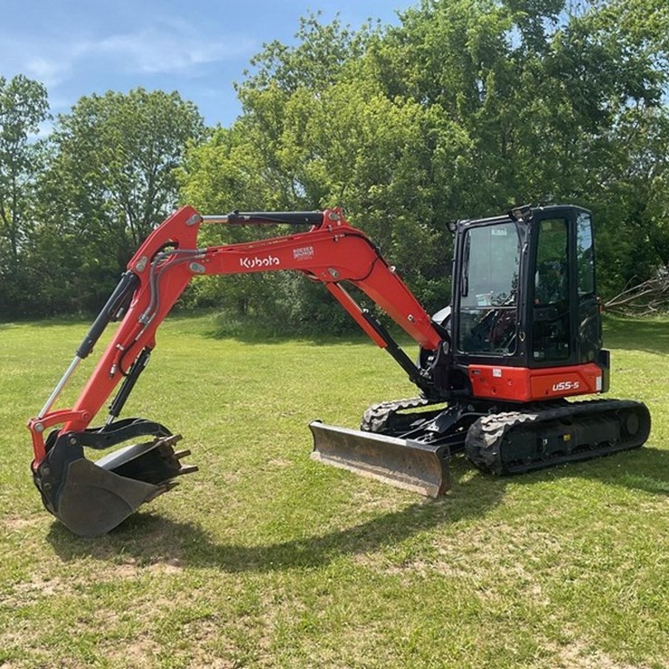 2021 KUBOTA U55-5