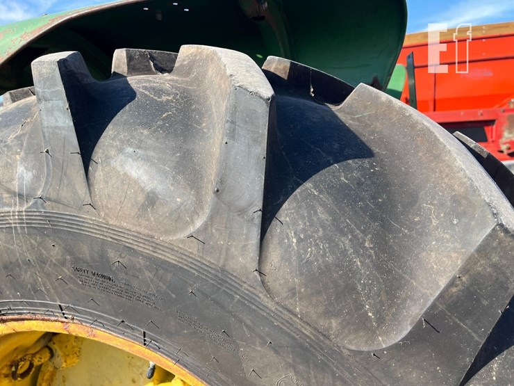 1977-john-deere-2840-image-7