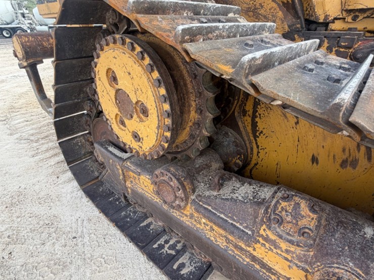 2006-caterpillar-d6n-xl-image-13
