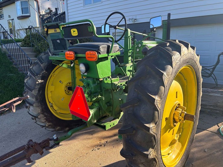 john-deere-model-b-image-4