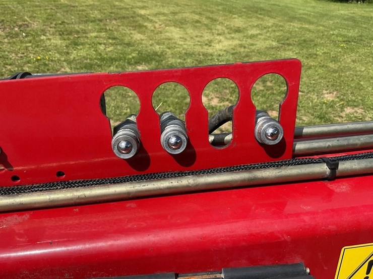 2015-case-ih-dc133-image-16