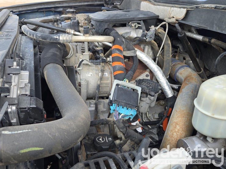 2015-chevrolet-silverado-2500-image-20