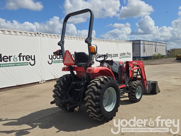 2010-massey-ferguson-1529-image-5
