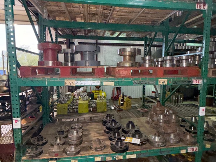 section-of-(18)-1-13/16”-15m-x-2-9/16”-10m-dsa’s-(14)-size-range-1-13/16”---7-1/16”-3m-10m-spacer-spools-&-x-over’s-image-1
