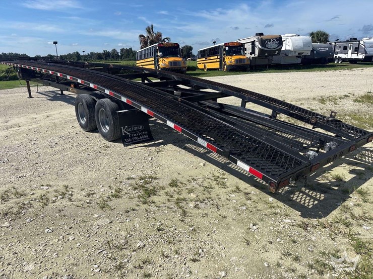 2025-kaufman-fw-10k-56lpd-t/a-car-hauler-trailer-image-4