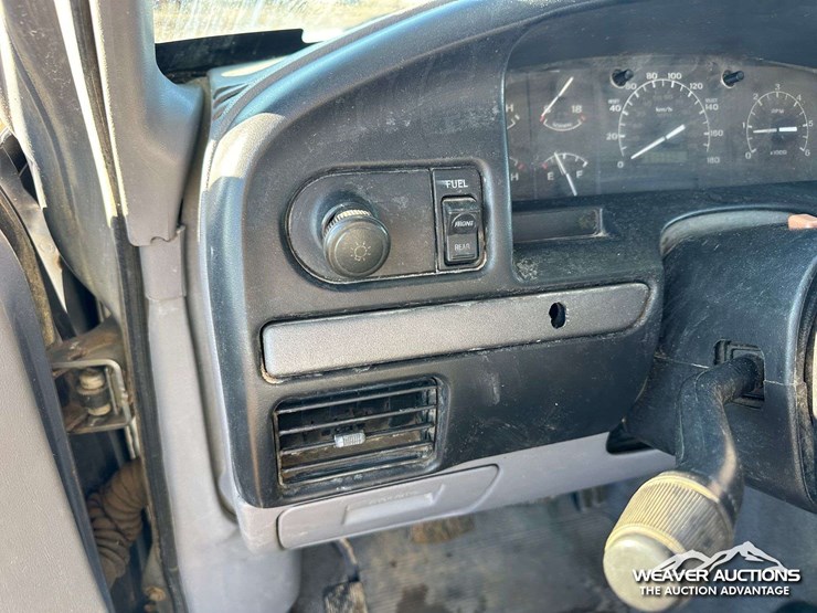 1995-ford-f350-image-15