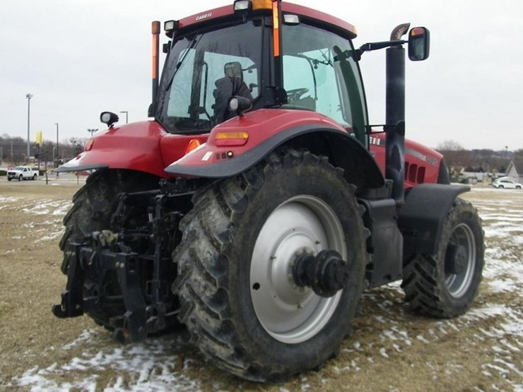 2010-case-ih-magnum-305-image-5