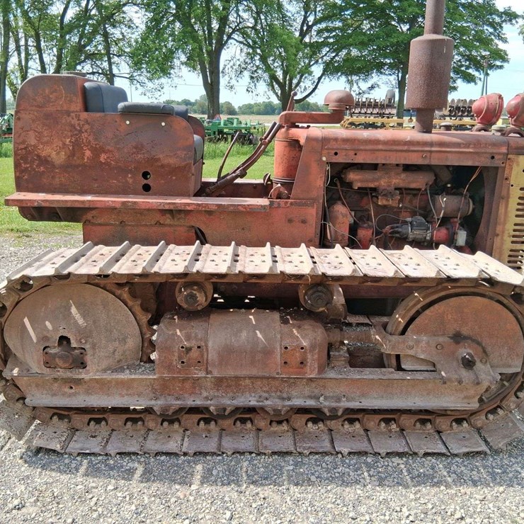 INTERNATIONAL TD9