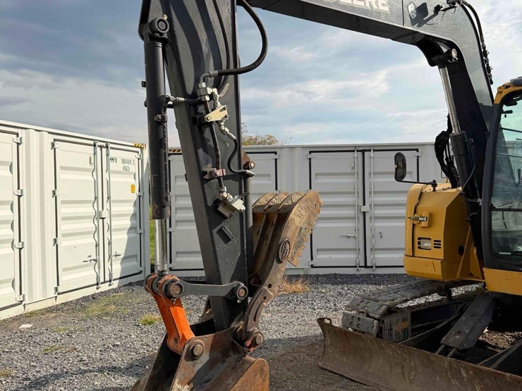 2019-deere-75g-image-11