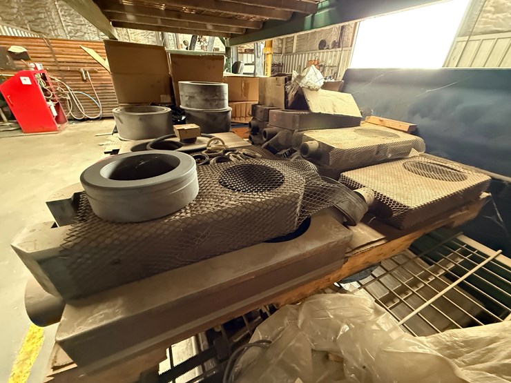 shelf-w/-(12+)-7-1/16”-15k-wp-gate-valve-seats-&-gates-image-5