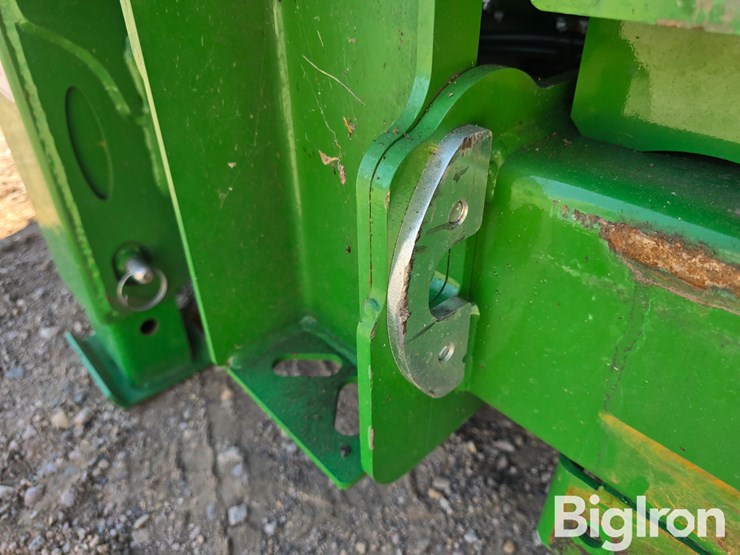 2023-john-deere-c6r-image-18