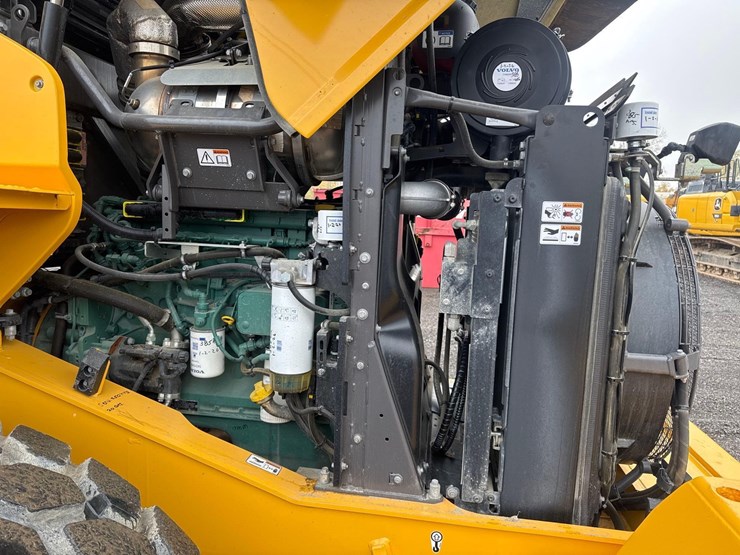 2024-volvo-l90h-image-29