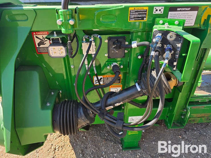 2023-john-deere-c6r-image-15