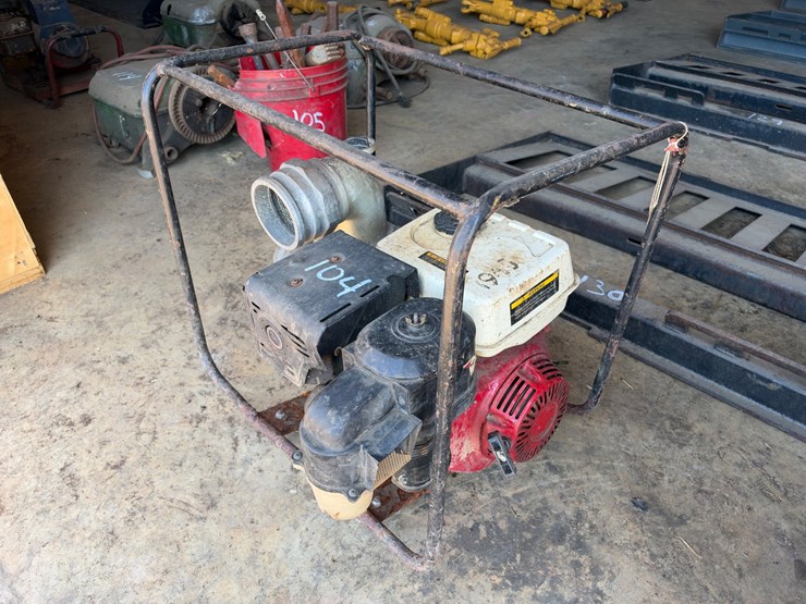 #104-•-honda-wp40x-4in-gas-powered-water-pump-image-1