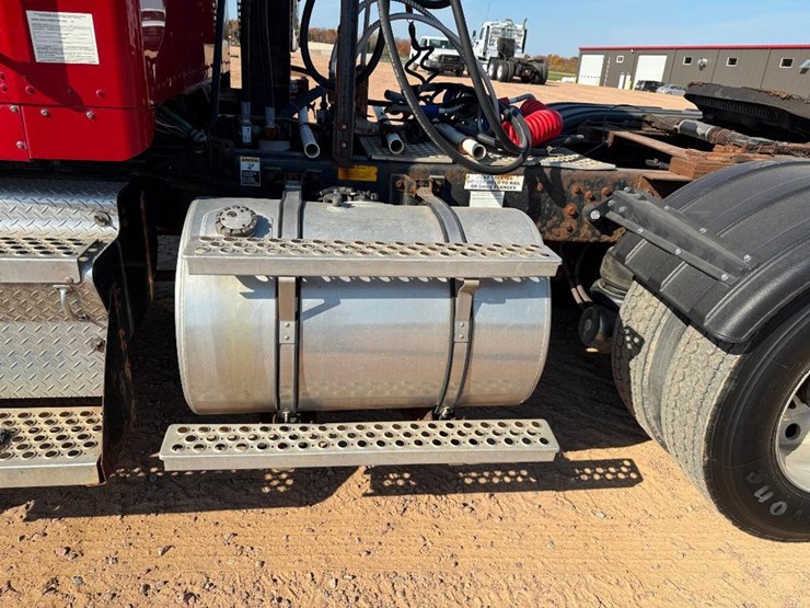 2000-kenworth-t800-image-25
