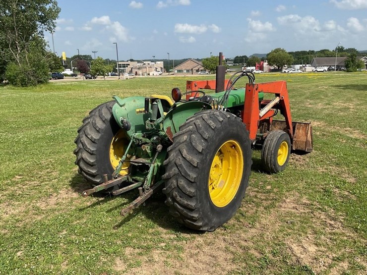 1974-john-deere-2030-image-5