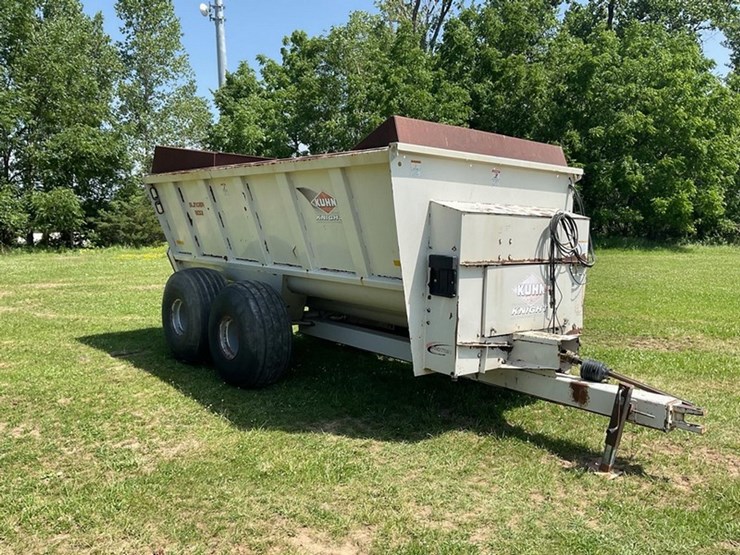 2009-kuhn-knight-8132-image-3