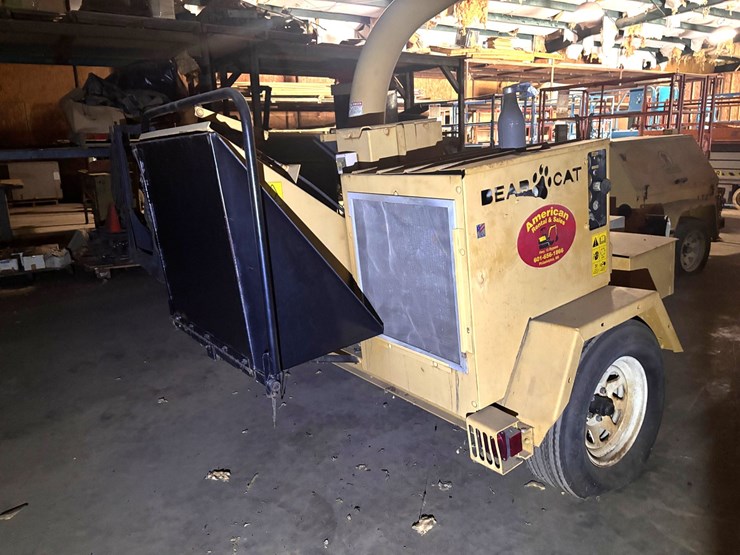 #142-•-echo-bear-cat-towable-wood-chipper-image-4