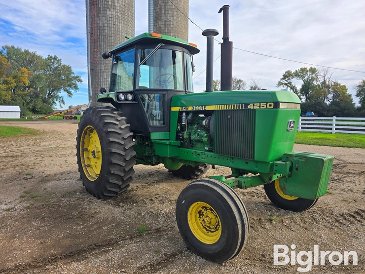 1983-john-deere-4250-image-3