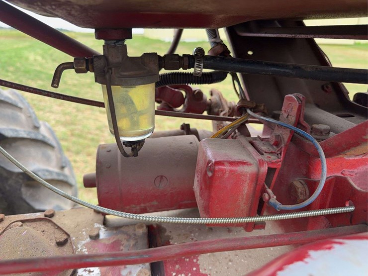 farmall-460-hi-clear-image-35