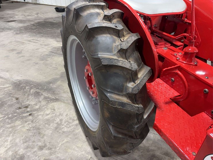 international-harvester-shop-mule-image-62