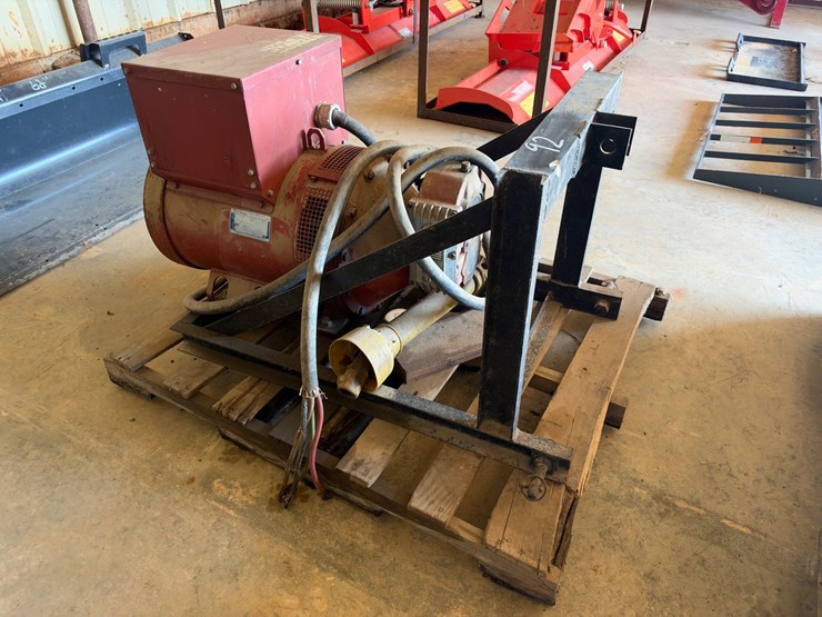 #92-•-mecc-alte-eco-32-3s/4-78-kva-3-phase-pto-generator-image-2