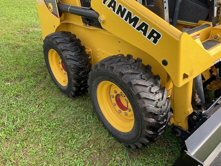 2015-yanmar-s165r-image-10