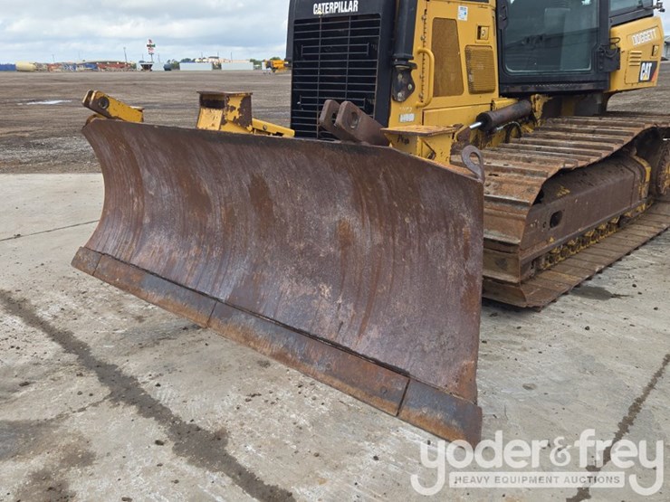 2014-caterpillar-d5k2-lgp-image-22