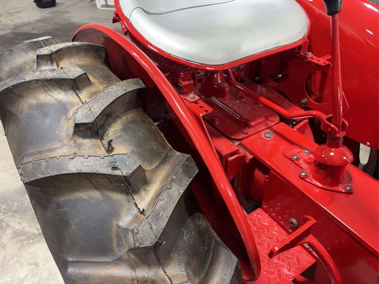 international-harvester-shop-mule-image-49