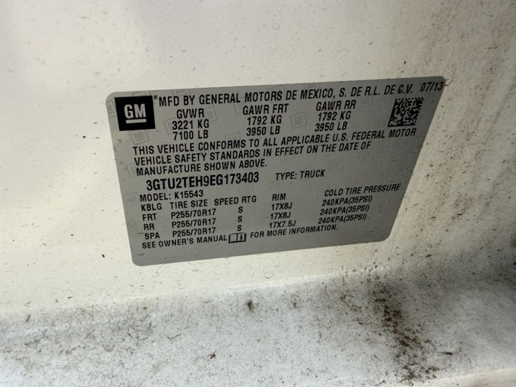 2014-gmc-sierra-1500-crew-cab-4x4-pickup-image-10