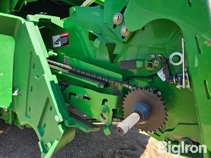 2015-john-deere-s660-image-9