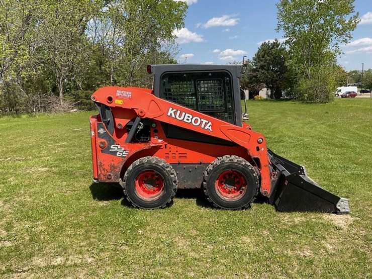 2016-kubota-ssv65-image-4