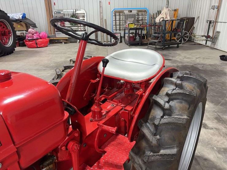 international-harvester-shop-mule-image-37