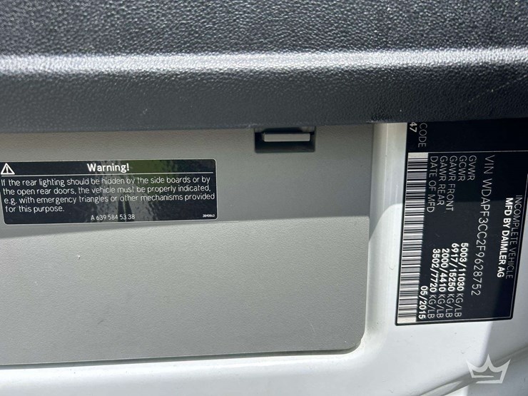 2015-mercedes-benz-sprinter-3500-ambulance-image-5
