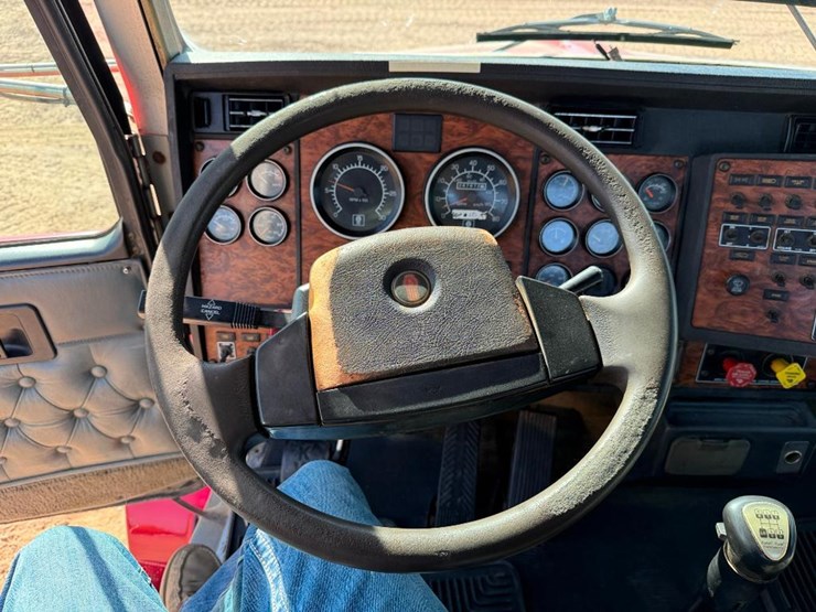 2000-kenworth-t800-image-66