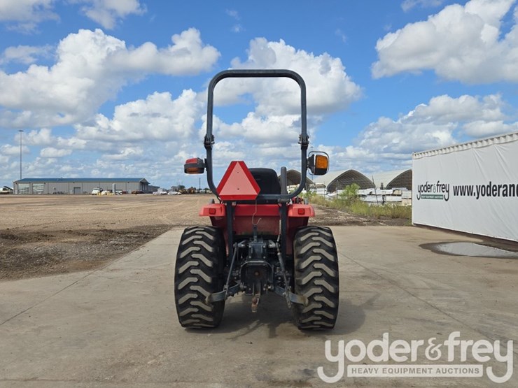 2010-massey-ferguson-1529-image-4