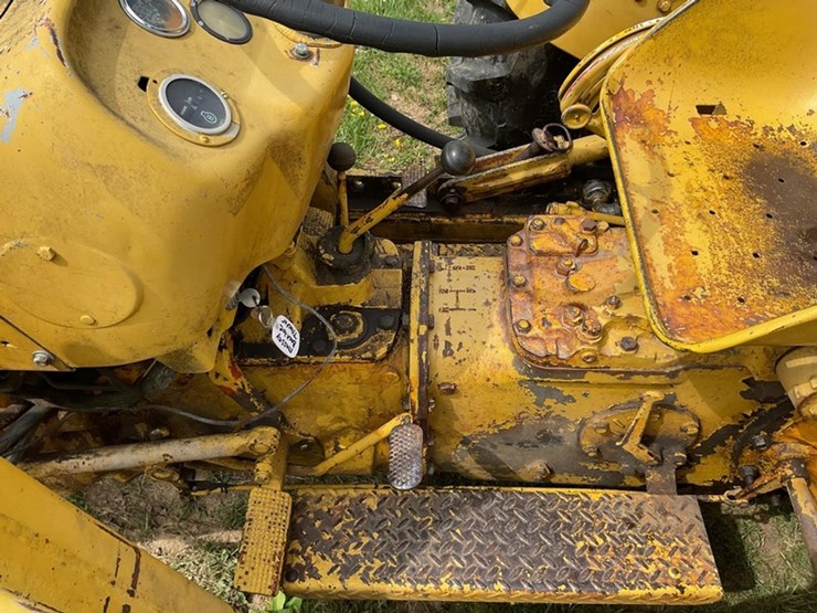 1966-massey-ferguson-2135-image-9