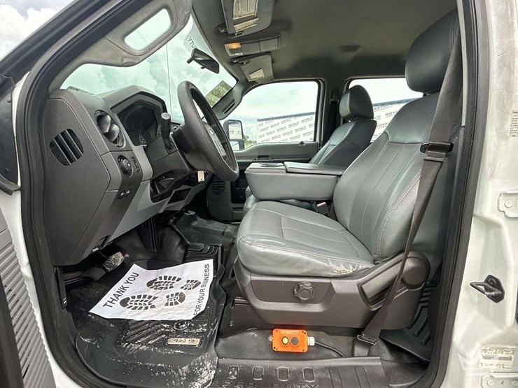 2015-f-450-4x4-crew-cab-aluminum-landscape-dump-truck-image-9