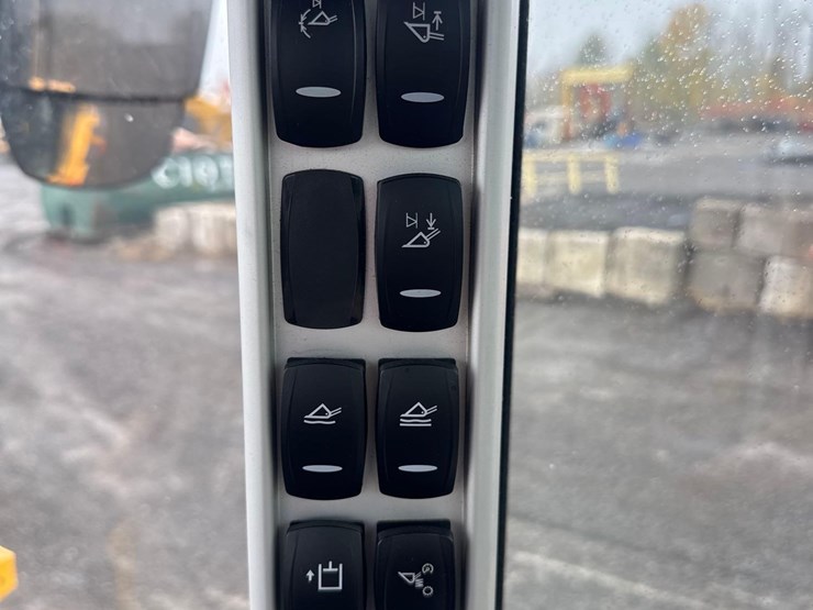 2024-volvo-l90h-image-42