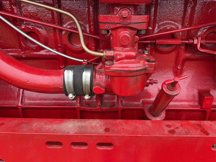 farmall-560-hi-clear-image-33