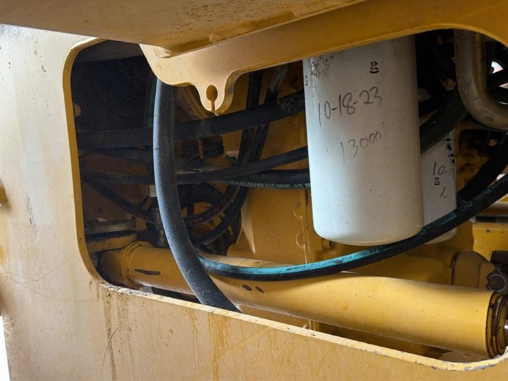 2007-deere-444j-image-16