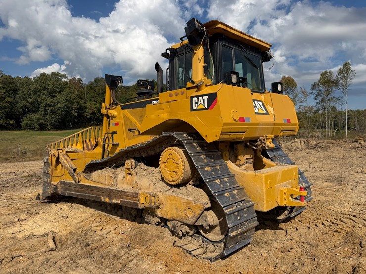 caterpillar-d8t-image-7