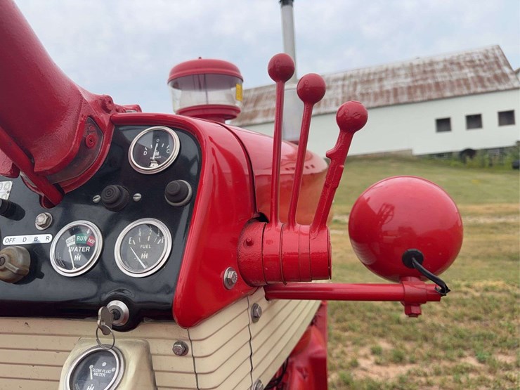 farmall-560-diesel-hi-clear-image-44