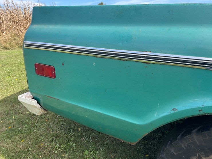 1970-chevrolet-c10-image-24