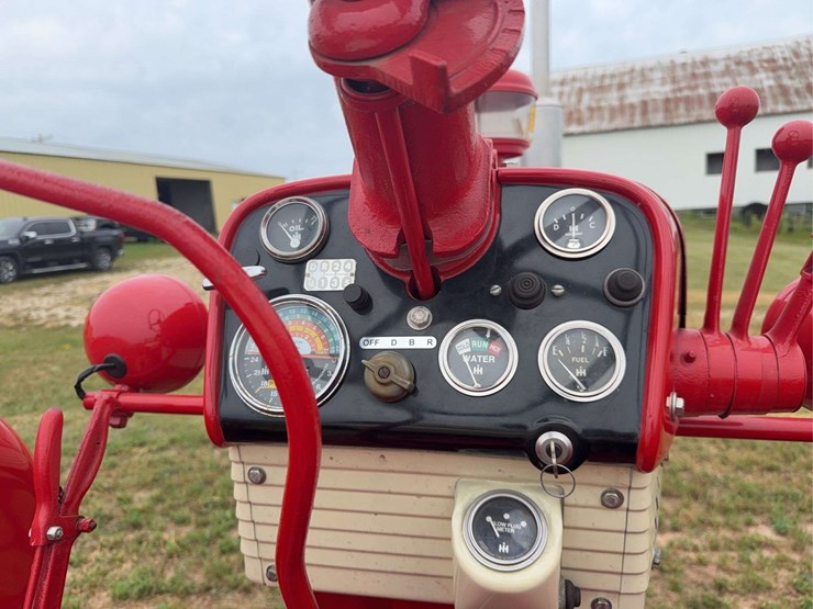 farmall-560-diesel-hi-clear-image-40